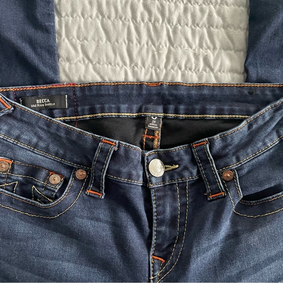 True Religion Becca Mid Rise Bootcut Jeans - Size 28 - Picture 4 of 4